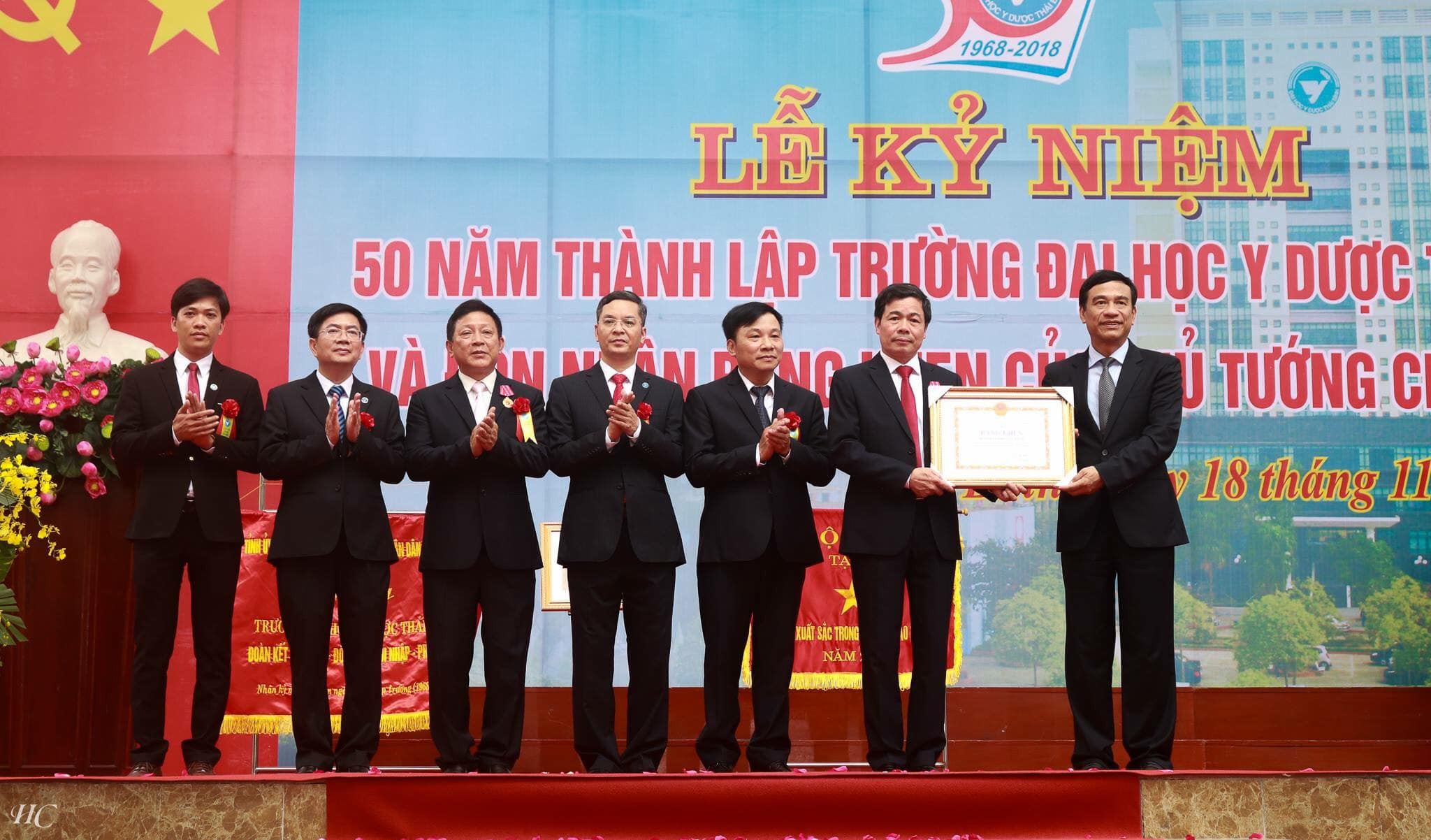 Ảnh đính kèm