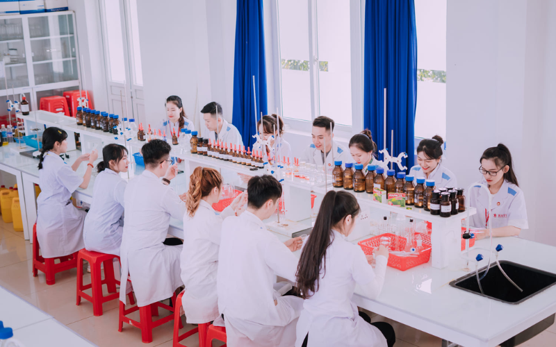 Cập nhật điểm sàn, quy đổi điểm xét tuyển Đại học Y Dược Cần Thơ 2026