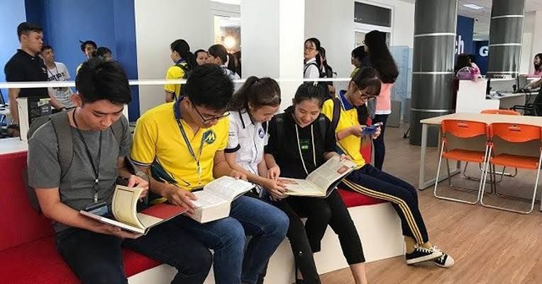 Chi tiết điểm sàn và bảng quy đổi điểm xét tuyển của Đại học Tài chính - Marketing (UFM) năm 2026