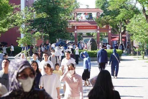 Trường THPT chuyên Đại học Vinh công bố điểm chuẩn lớp 10 và kết quả phúc khảo