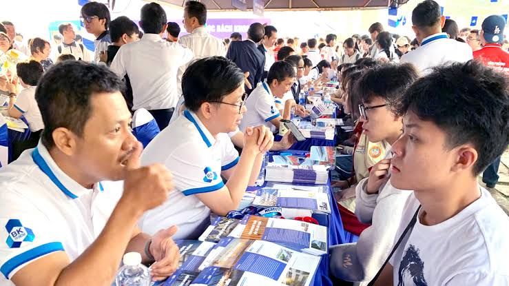 Cập nhật điểm sàn và phương thức quy đổi điểm Đại học Võ Trường Toản năm 2026