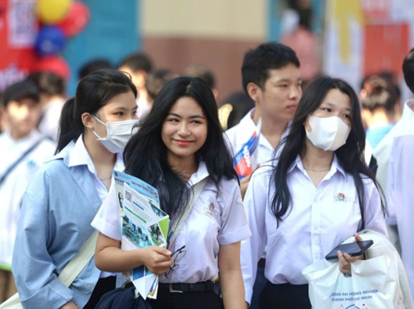 Khánh Hòa công bố điểm chuẩn trúng tuyển kỳ thi tuyển sinh vào lớp 10 năm học 2026-2027