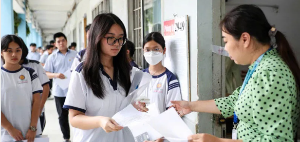 Cập nhật điểm sàn xét tuyển Đại học Kinh tế - Luật – ĐHQG HCM năm 2026