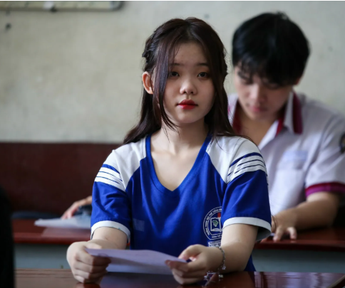 Trường ĐH Kinh tế - Luật dự báo điểm chuẩn nhiều ngành sẽ lên đến 90/100.