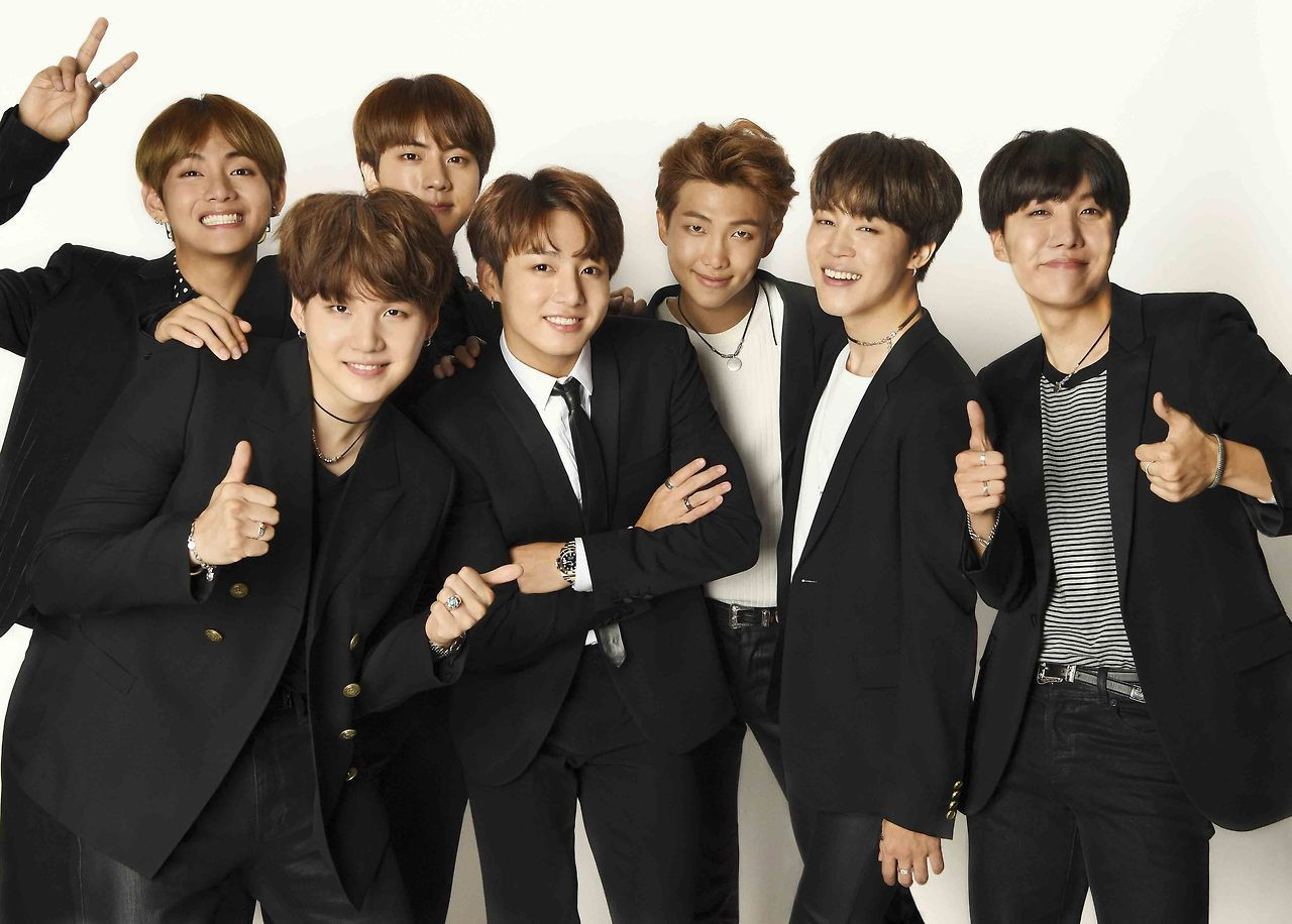 Bói vui bạn là ai trong BTS